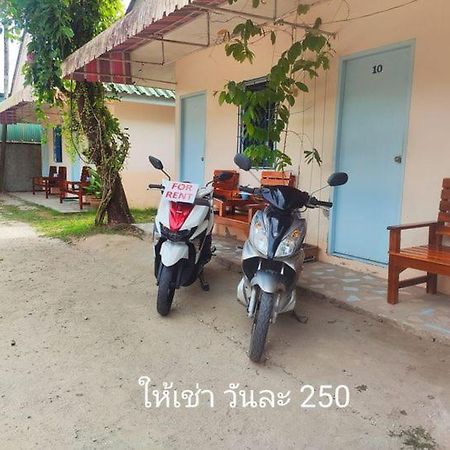 Montra Guesthouse Ranong Exterior photo